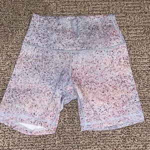 LULULEMON wunder shorts 6”